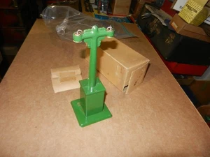 MARX #308 Streetlight, Battery Operated, Green, Rough OB, Original - Picture 1 of 3