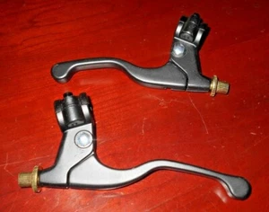 PALANCAS DE FRENO NEGRAS YAMAHA YTM 125, 175, 200, 225 3 RUEDAS, IZQUIERDA Y DERECHA - Imagen 1 de 2