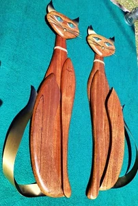 Masketeers MCM Pair Siamese Cats, 1961 Wall Art, Brass & Wood - Picture 1 of 9
