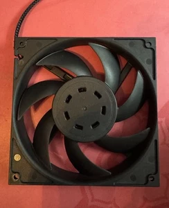 Six (6) EKWB EK-Vardar F3-140 2000 RPM 140MM PWM Radiator PC Fan - Afbeelding 1 van 4