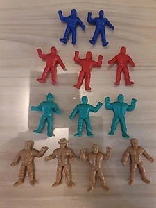 Set of 12 Vintage AWA Mini Mashers Wrestlers Remco 1986 - Picture 1 of 2