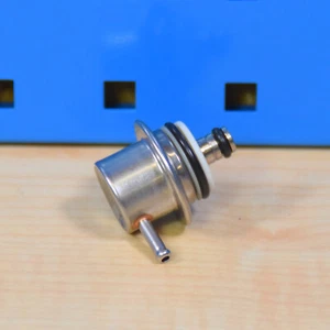 Benzindruckregler Weber 3 bar für Ducati Monster 400 620 750 800 900 1000 - Bild 1 von 2