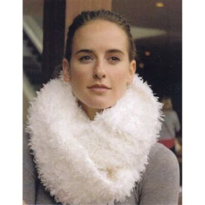Frizzy Cowl Crucci Knitting Pattern 1761 for Frizzy Yarns - Imagen 1 de 2