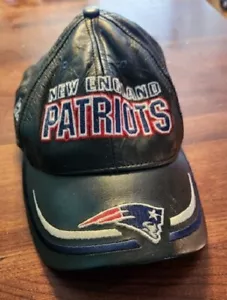 Cappellino Reebok New England Patriots in pelle VINTAGE & RARO NFL - epoca Brady - Foto 1 di 5