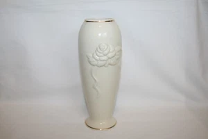 Lenox Ivory Rosebud Collection 7 1/2" Gold Trim Embossed Bud Vase - Picture 1 of 4