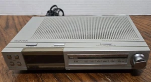 Vintage Magnavox D-3210-FTD AM/FM Radio Alarm Clock Tested Excellent Condition  - Picture 1 of 8
