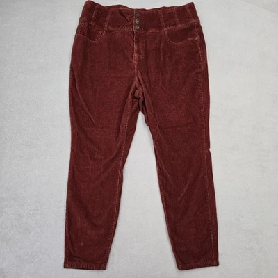 Pantalones ajustados No Boundaries de tiro alto esculpidos para mujer 21 rojo óxido marrón pana Foto 1 de 4