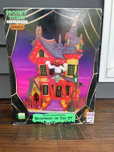 Pesadilla en Oak Street" 2015 Halloween Village Lemax Spooky Town ""Pesadilla en Oak Street"" retiro/raro - Imagen 1 de 20