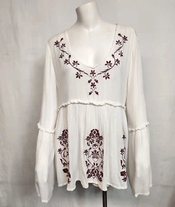 NWT Roper Women's Sz M White & Burgundy Floral Embroidery Design Peasant Blouse - Picture 1 of 12