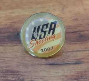 USA Shooting Lapel Pin - Vintage 2007 USA Olympic Shooting Team Lapel Hat Pin - Picture 1 of 2