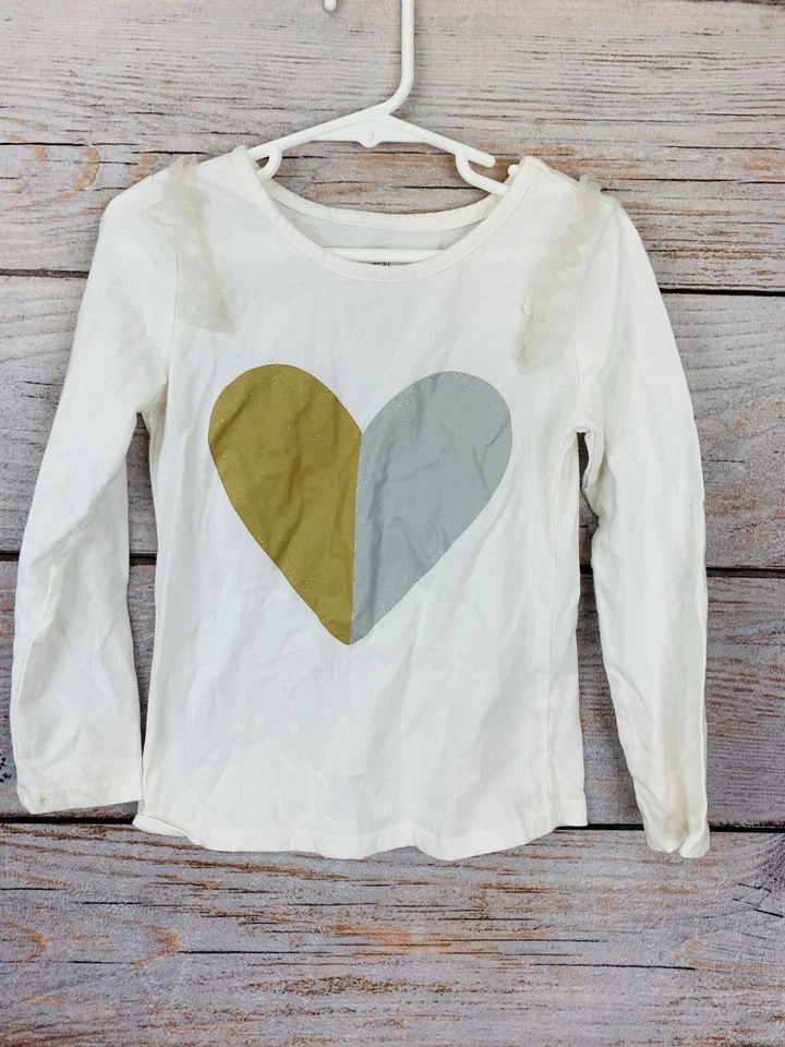 Camiseta de manga larga Okie Dokie Niñas dorada plateada corazón volantes hombro 5T Foto 1 de 4