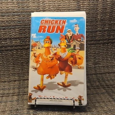 Chicken Run VHS 2000 DreamWorks Clamshell  - Image 1 of 4