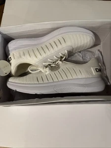 Danskin Boost Women’s Workout Shoe Size 7 New In Box Box Damaged NWT - Picture 1 of 6