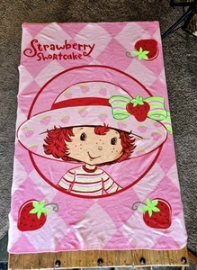 Vintage Strawberry Shortcake Pink Fleece Throw Blanket Approx 43”x57” - Picture 1 of 2