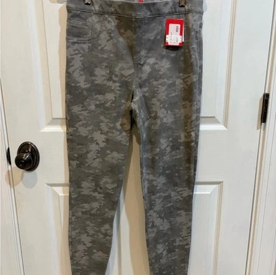 Leggings vaqueros grises al tobillo Spanx Foto 1 de 2