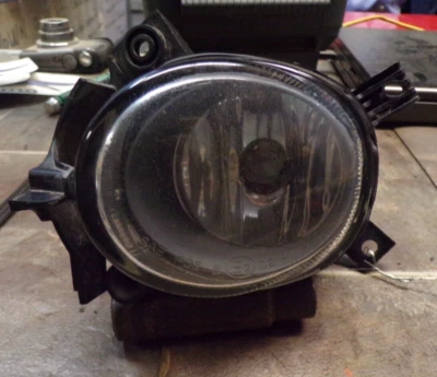 2005-2009 AUDI A4 S4 LEFT DRIVER SIDE FOG DRIVING LIGHT LAMP BUMPER MOUNTED OEM - Image 1 of 4