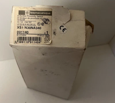 Telemecanique XS1N30NA340 Inductive Proximity Switch 12-24V DC New Open Box - Image 1 of 4
