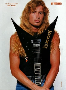 De colección DAVE MUSTAINE de MEGADETH REVISTA PINUP PAGE Banda Vuelo V Anuncio Impreso - Imagen 1 de 1