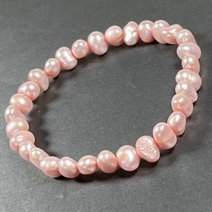 Pink Freshwater Pearl Bracelet 7" Stretch - Picture 1 of 15
