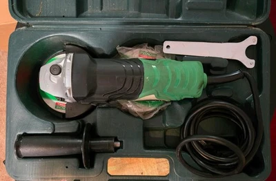 HITACHI TOOLS 4-1/2" ELECTRIC 90° ANGLE GRINDER, G 12SR3 w/ CASE & EXTRAS - Image 1 of 4