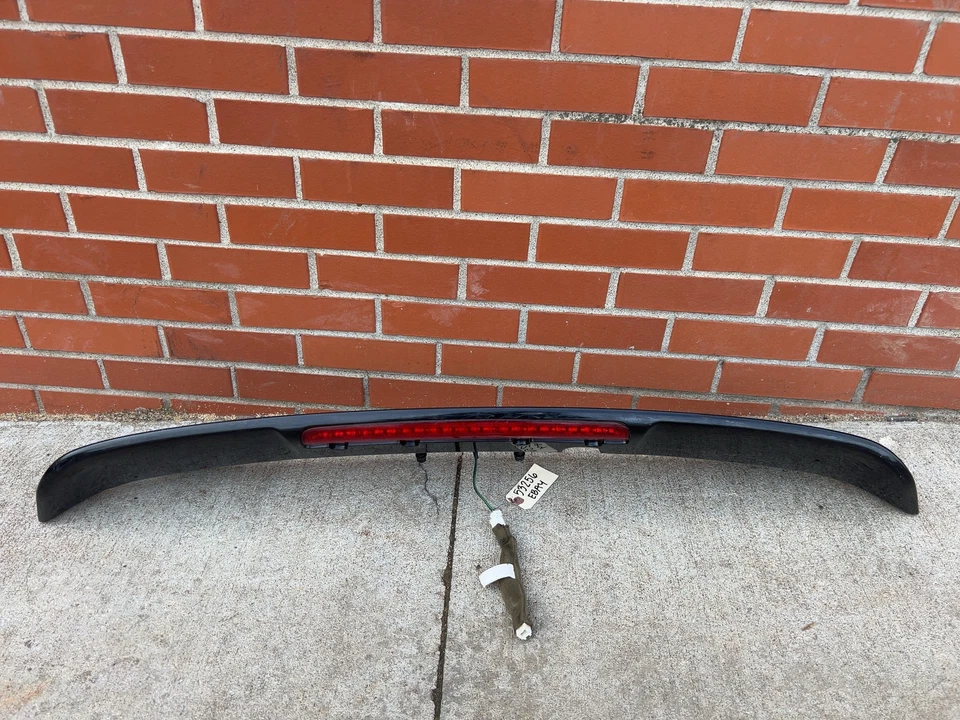 2005-2009 KIA SPECTRA WAGON REAR SPOILER W/3RD BRAKE AVOIDANCE LAMP BLACK OEM - Изображение 1 из 4