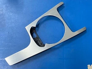 AUDI TT 8J MK2 RHD SELETTORE CAMBIO CONSOLE CENTRALE SURROUND TRIM COVER SPAZZOLATO - Foto 1 di 8