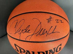 Clyde Drexler Signed Basketball JSA!! - Picture 1 of 3
