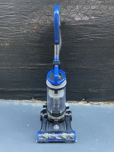 BISSELL CleanView Swivel Rewind Pet Reach Bagless 3197-Attachments Not Included - Picture 1 of 4