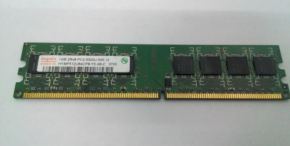 Hynix Desktop Memory 1GB 2Rx8 PC2-5300U-555-12 PC2-DDR2 667MHz HYMP512U64CP8-Y5 - Image 1 of 1