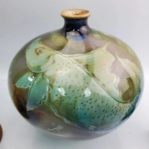 Globe Vase koi fishes by Vietnamese potter Vu Duc Thang - 1950s 10"x 10" - Picture 1 of 6