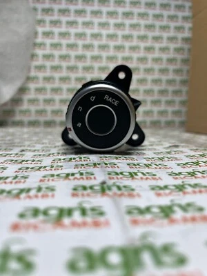 INTERRUTTORE SELETTORE DNA RACE A SCATTO ORIGINALE ALFA STELVIO GIULIA 156129321 - Immagine 1 di 4