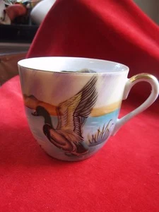 Vintage Porcelain Hand Painted Gold Trimmed Flying Duck's Cup Made in Japan - Picture 1 of 12