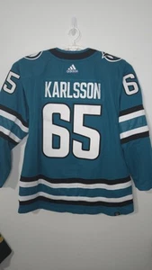 Neu mit Etikett Authentic Adidas San Jose Sharks NHL Erik Karlsson #65 Größe 56 türkis Trikot - Bild 1 von 12