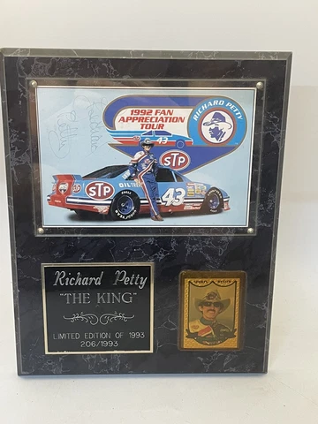 Richard Petty #43 Authentic Autographed Plaque With COA The King Nascar Cover
