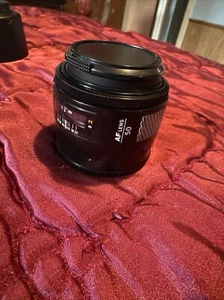 Minolta Maxxum AF 50mm f/1.7 Camera Lens - Fits Sony A-mount - Picture 1 of 6