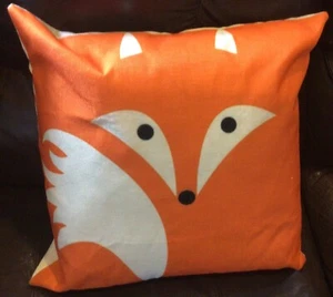 Almohada de lanzamiento Fox Head - Imagen 1 de 4