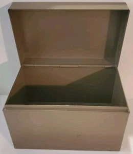 Vtg Metal Index Card File Box Globe-Weis Systems Company USA 6.5in x 4.5in x 4in - Picture 1 of 11