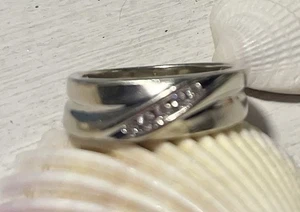 Kay Jewelers Men’s Diamond Wedding Band 1/15 ct tw Round Cut 10kt White Gold - Picture 1 of 7