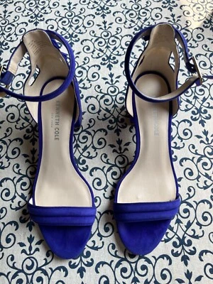 Sandalias en gamuza color azul, talla 8, ligeramente usadas, tacón bloque Foto 1 de 3