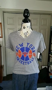 New York Knicks NBA 4 Her by UNK grafisch verziertes T-Shirt Größe XL - Bild 1 von 5