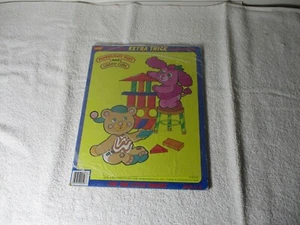 JAYMAR PRESCHOOL INLAID TRAY PUZZLE PEPPERMINT PUPS AND CANDY CUBS - Picture 1 of 4