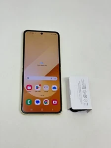 Samsung Galaxy Z Flip6 (SM-F741W) - 256GB Factory Unlocked Yellow - Open Box - Picture 1 of 10