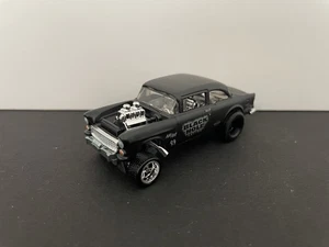 HOT WHEELS '55 CHEVY BEL AIR GASSER PILOTOS REALES AGUJERO NEGRO EQUIPO DE CARRERAS TRANSPORTE - Imagen 1 de 7