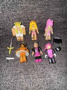 Robolox Figuren Action Spielzeug Konvolut 6 verschiedene Figuren & Zubehör - Bild 1 von 9