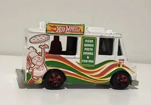 Hot Wheels Food Truck Pizza Wings Pasta - White | Good Condition - Picture 1 of 6