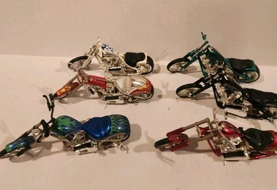 West Coast Choppers 1:18 Scale Lot of 6 Bikes Motorcycles - Image 1 of 4