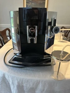 Jura E8 Chrome Super-automatic Espresso Machine With Accessories - Picture 1 of 7