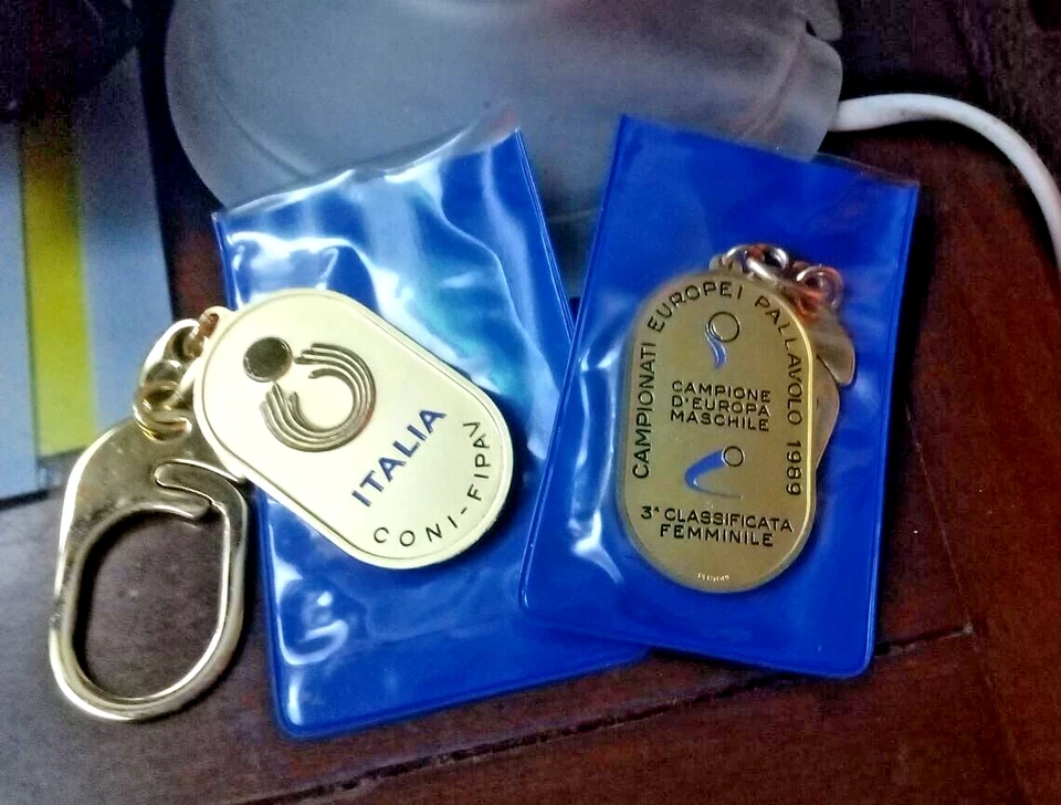 Llavero Indiscutible Europeo 1989 Celebrando Fipav Campeón Oficial Italia Foto 1 de 4