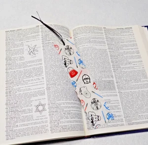 Bookmark Fabric or Cloth Handmade Star Wars Themed with Black Ribbon - Foto 1 di 3
