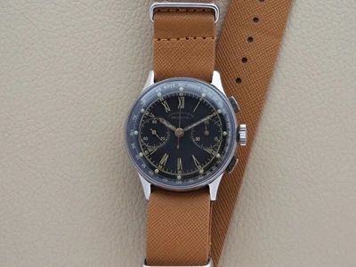 Chronografo Oriental Angelus 215 37mm Gilt Dial Chronograph - Image 1 of 4